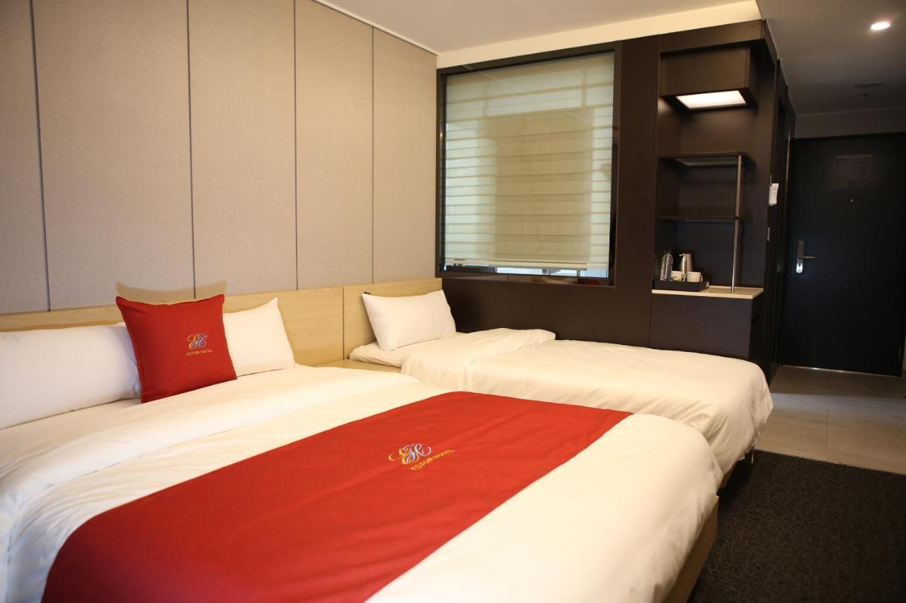Chuncheon Eston Hotel Экстерьер фото