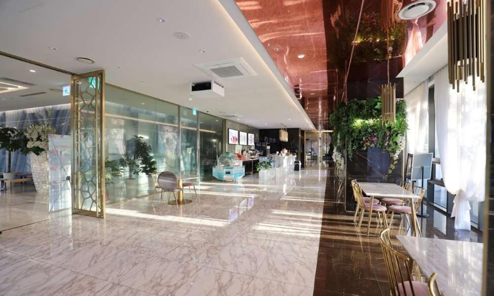 Chuncheon Eston Hotel Экстерьер фото