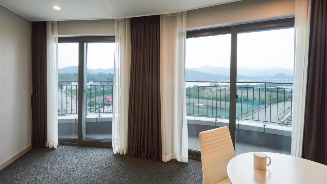 Chuncheon Eston Hotel Экстерьер фото